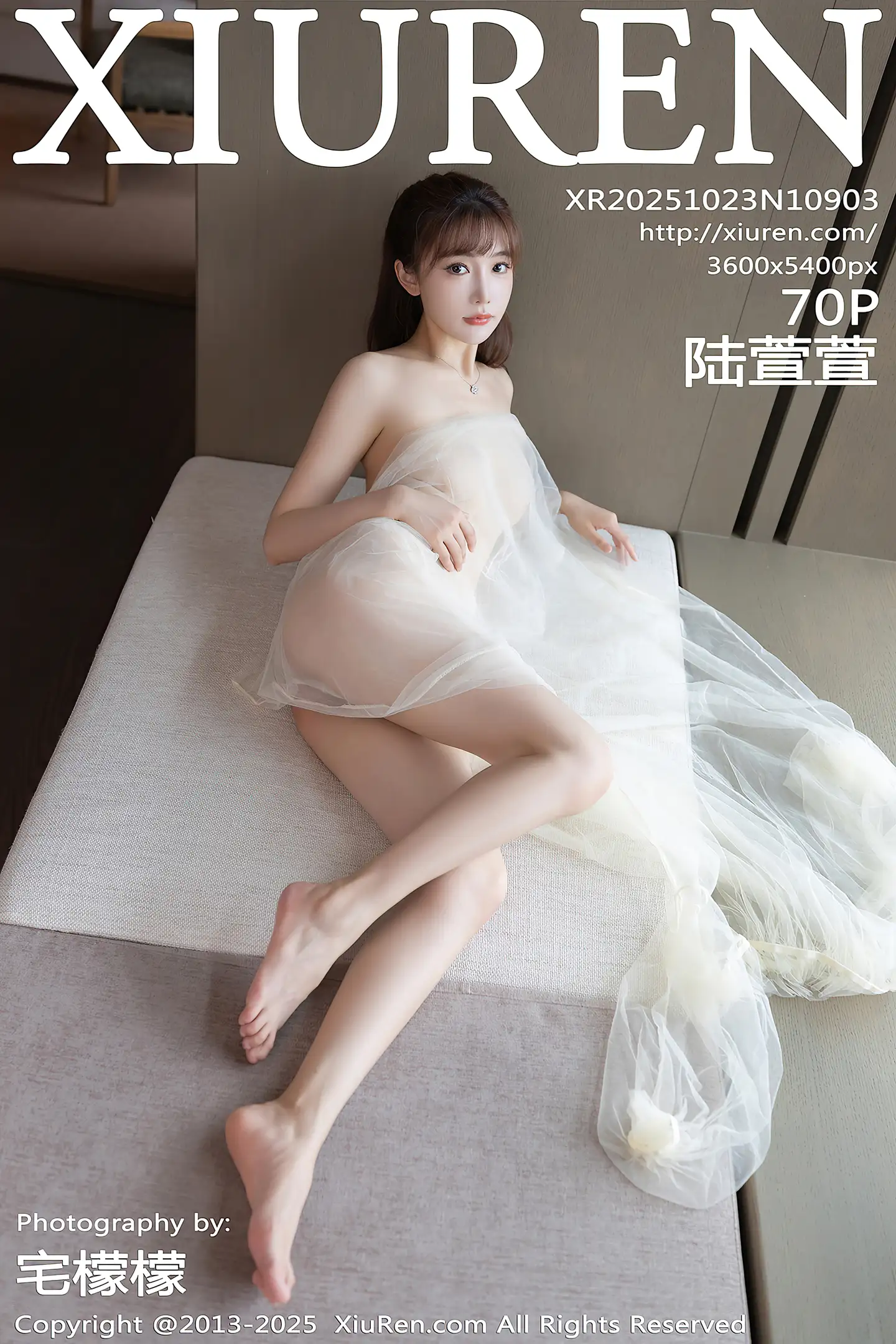 [XiuRen秀人网]No.10903_模特陆萱萱性感轻透白色薄纱配超薄肉丝秀柔美身姿惹火诱惑写真70P-秀人网 - XiuRen.Pro